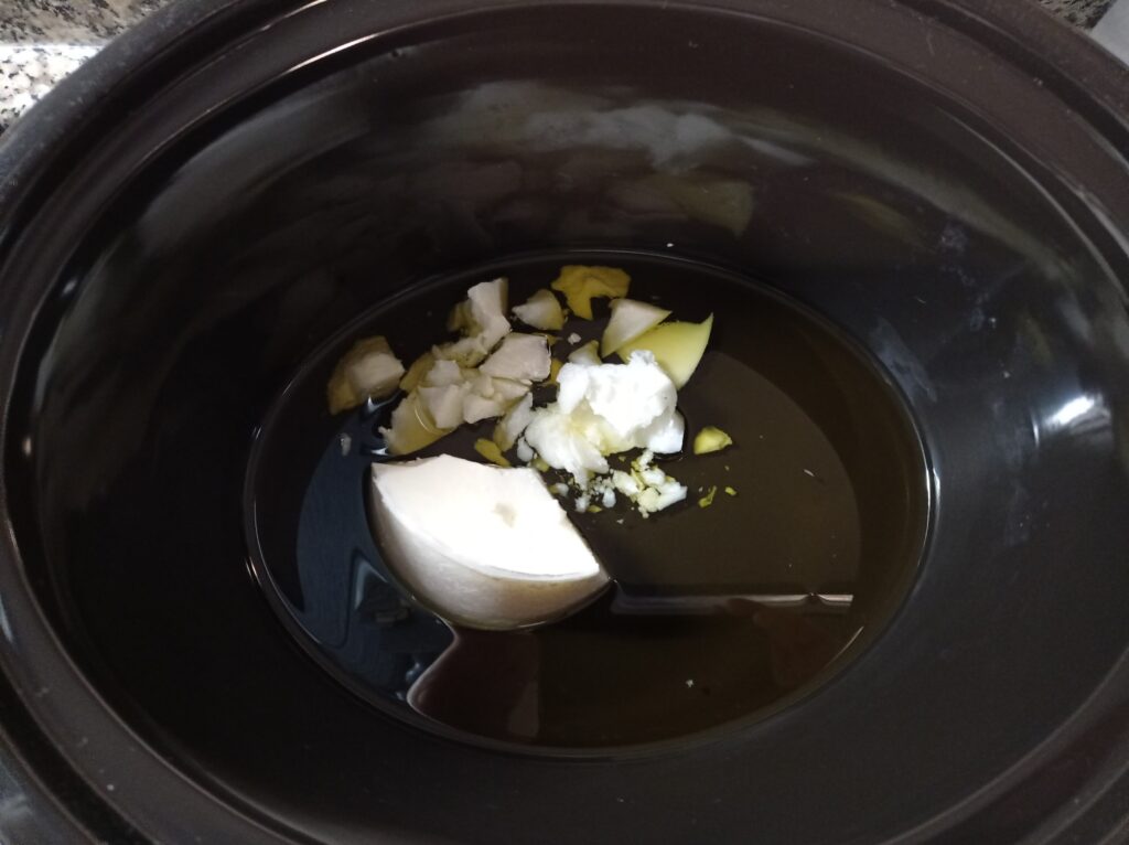 Melting oils in the slow cooker
