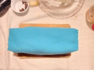 insulated-soap-mold-with-wool-case