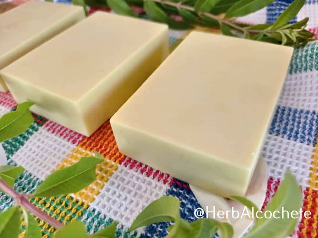 olive-oil-soaps2
