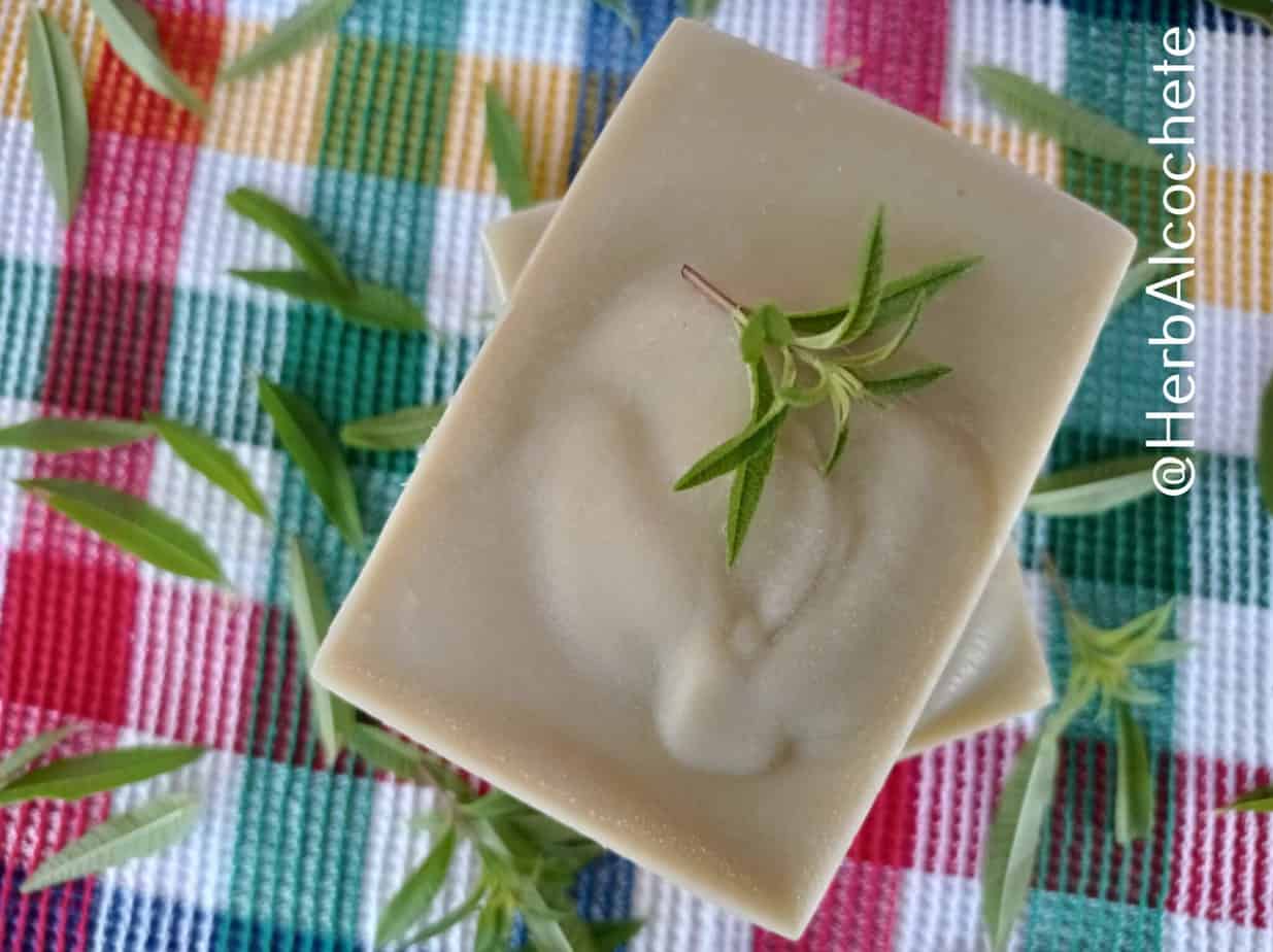 french-green-clay-and-olive-oil-soap-recipe