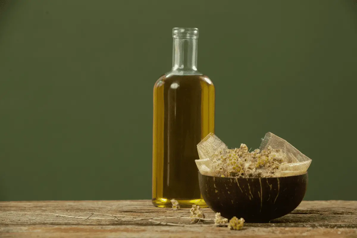 herbs-infused-oil