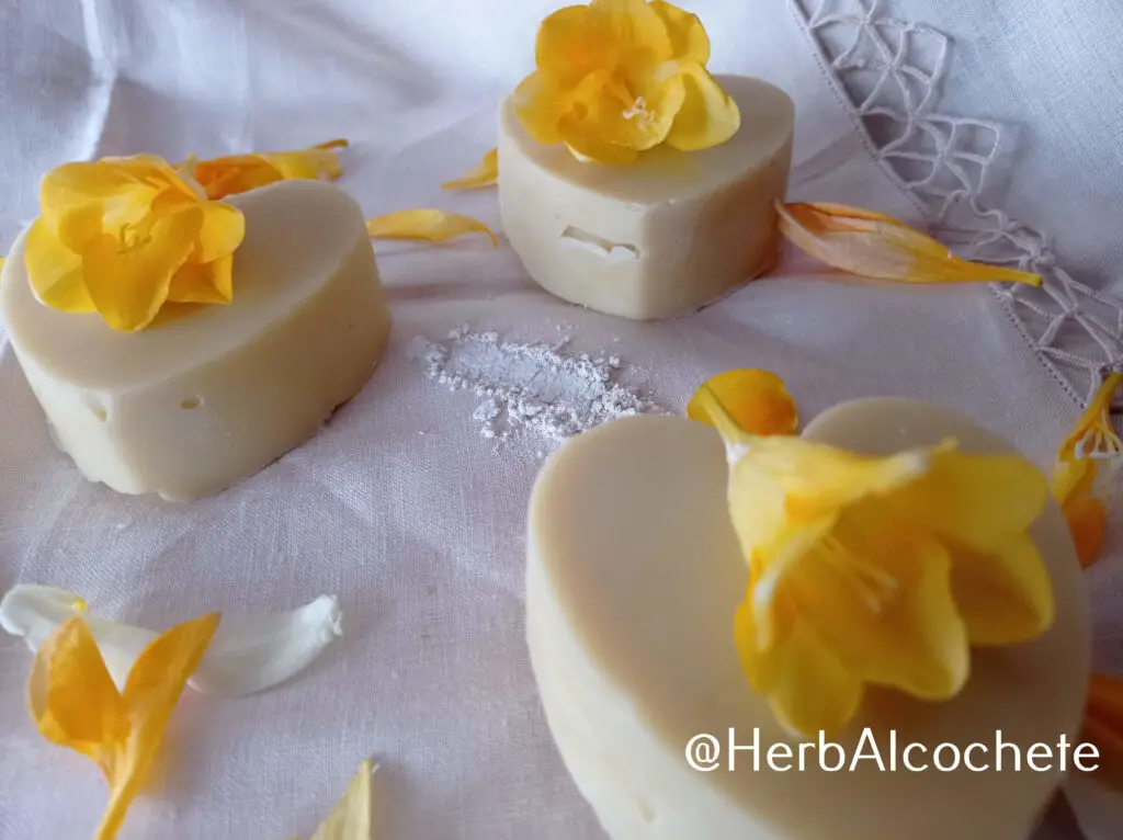 face soap recipe with shea butter and oat